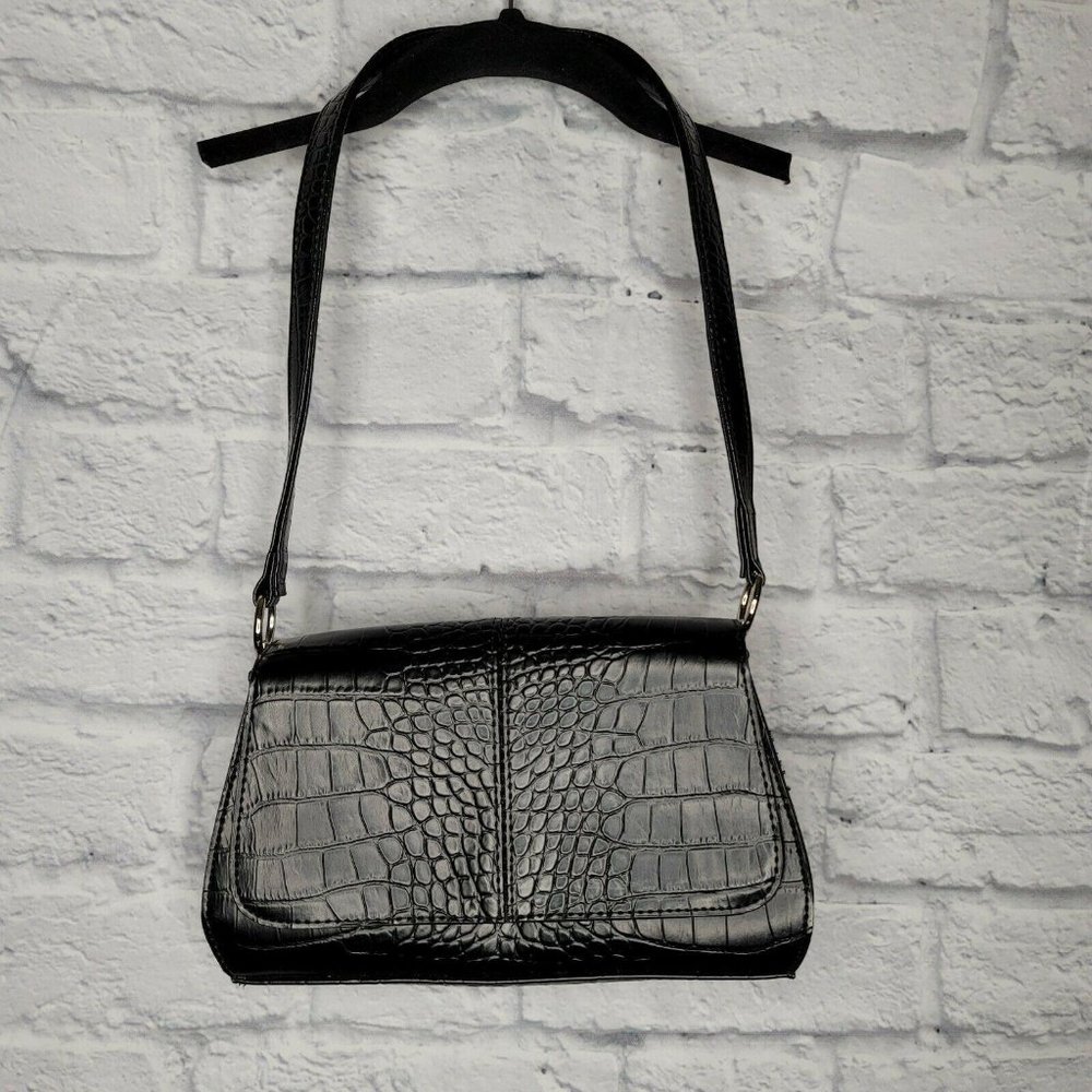 Liz Claiborne Med Black Snakeskin Design & Silver Buckles Faux Leather Purse